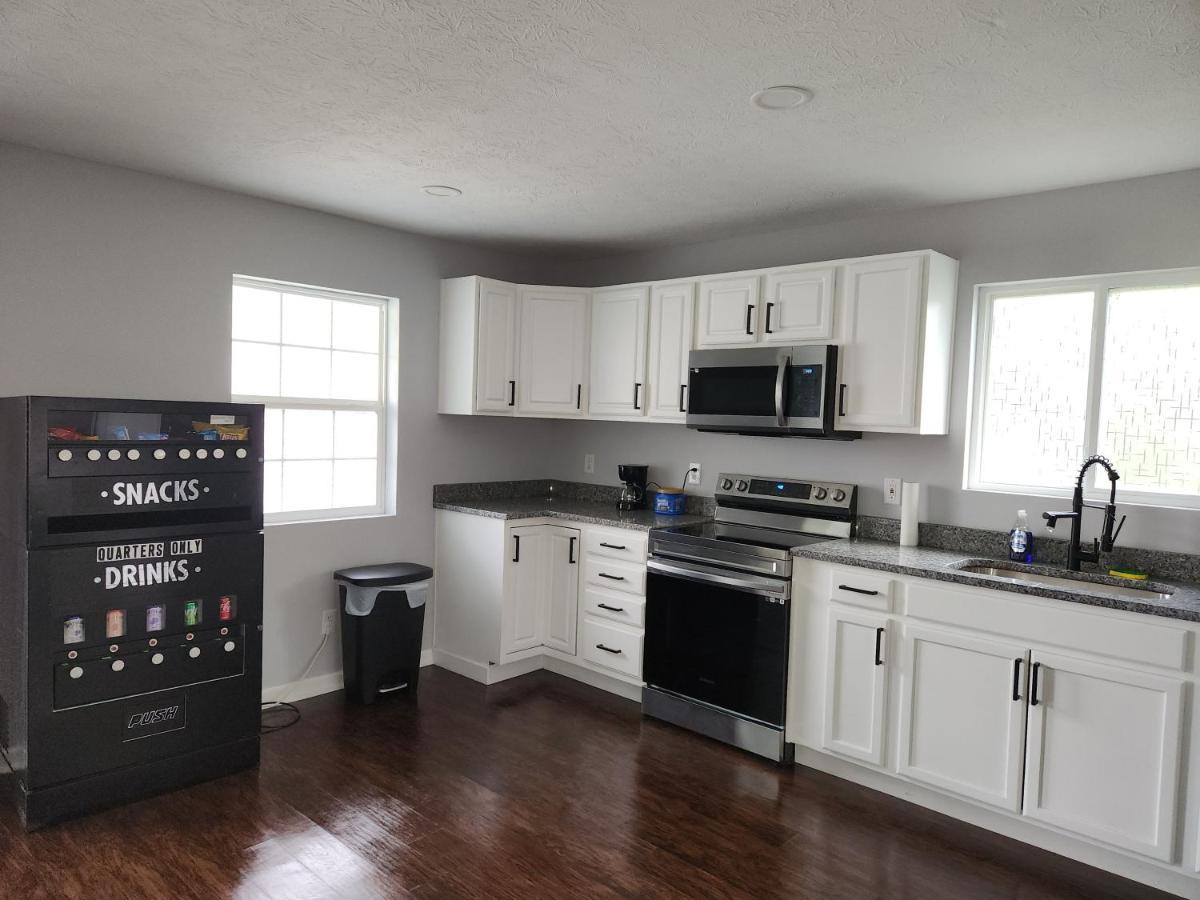 Апартаменты 5 Min From Downtown Indy Индианаполис Экстерьер фото